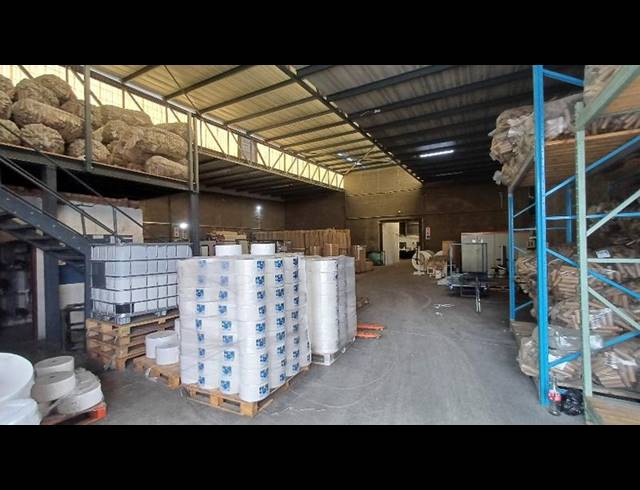 INDUSTRIAL PROPERTY TO RENT IN HENNOPS PARK INDUSTRIAL